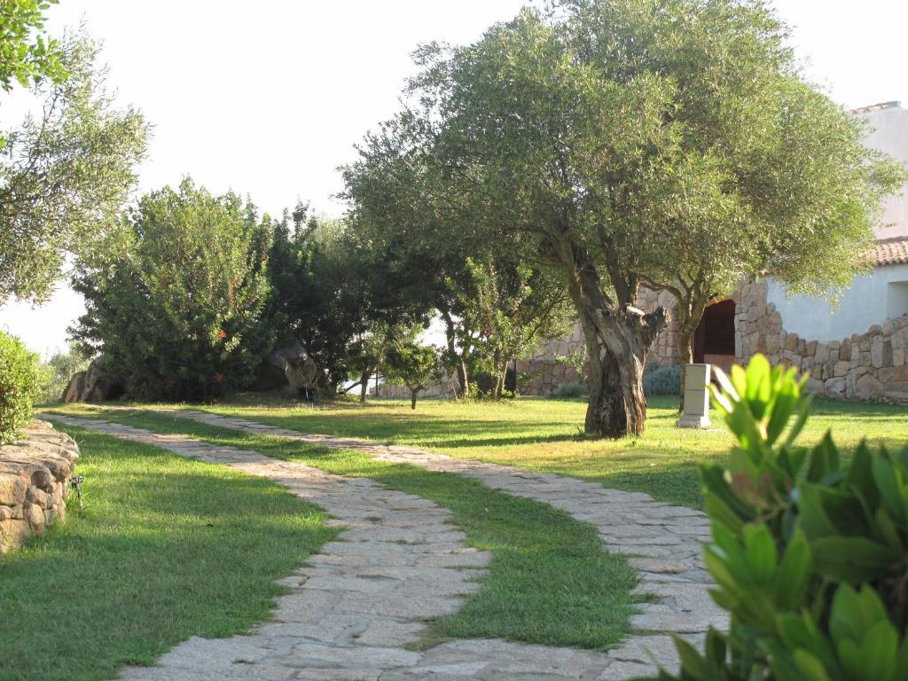 ארזח'ינה Jaddhu Agriturismo Country Resort מראה חיצוני תמונה