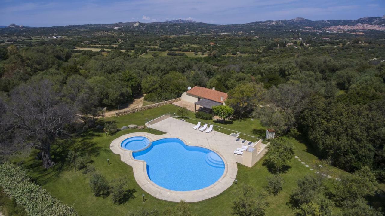 ארזח'ינה Jaddhu Agriturismo Country Resort מראה חיצוני תמונה